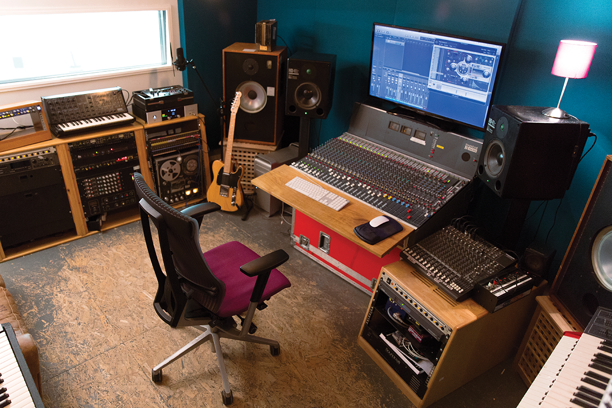 How to set-up a professional quality home studio: Part 1