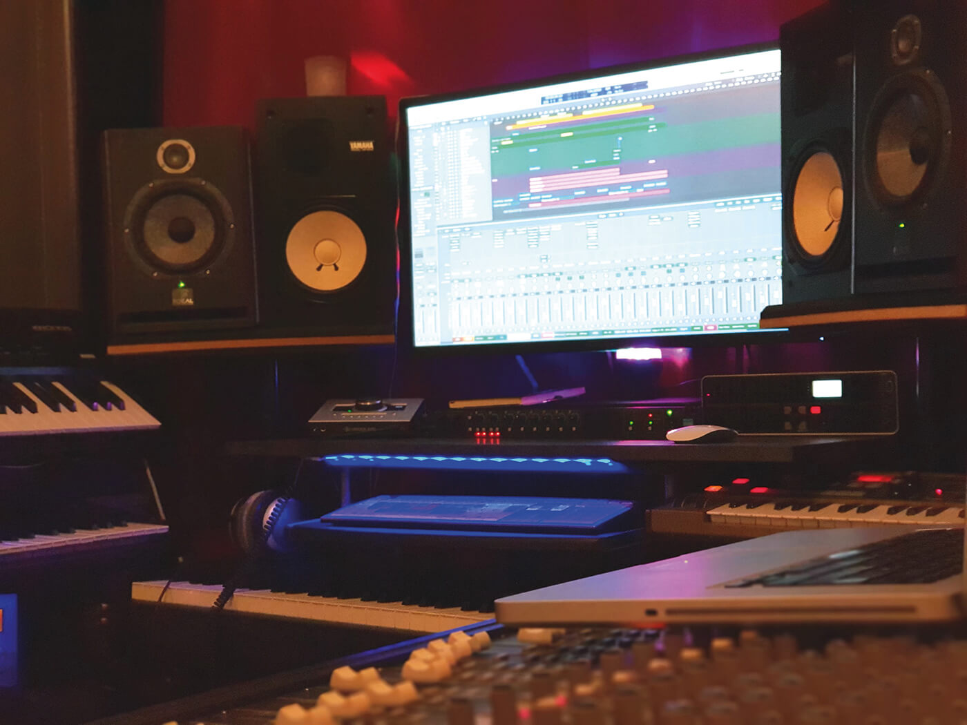 Show Off Your Studio, Biss Music Production