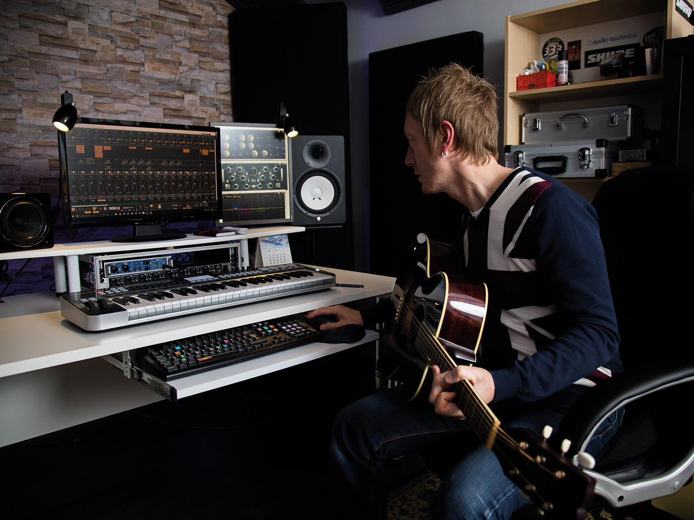 Show Off Your Studio, Mike Lowe