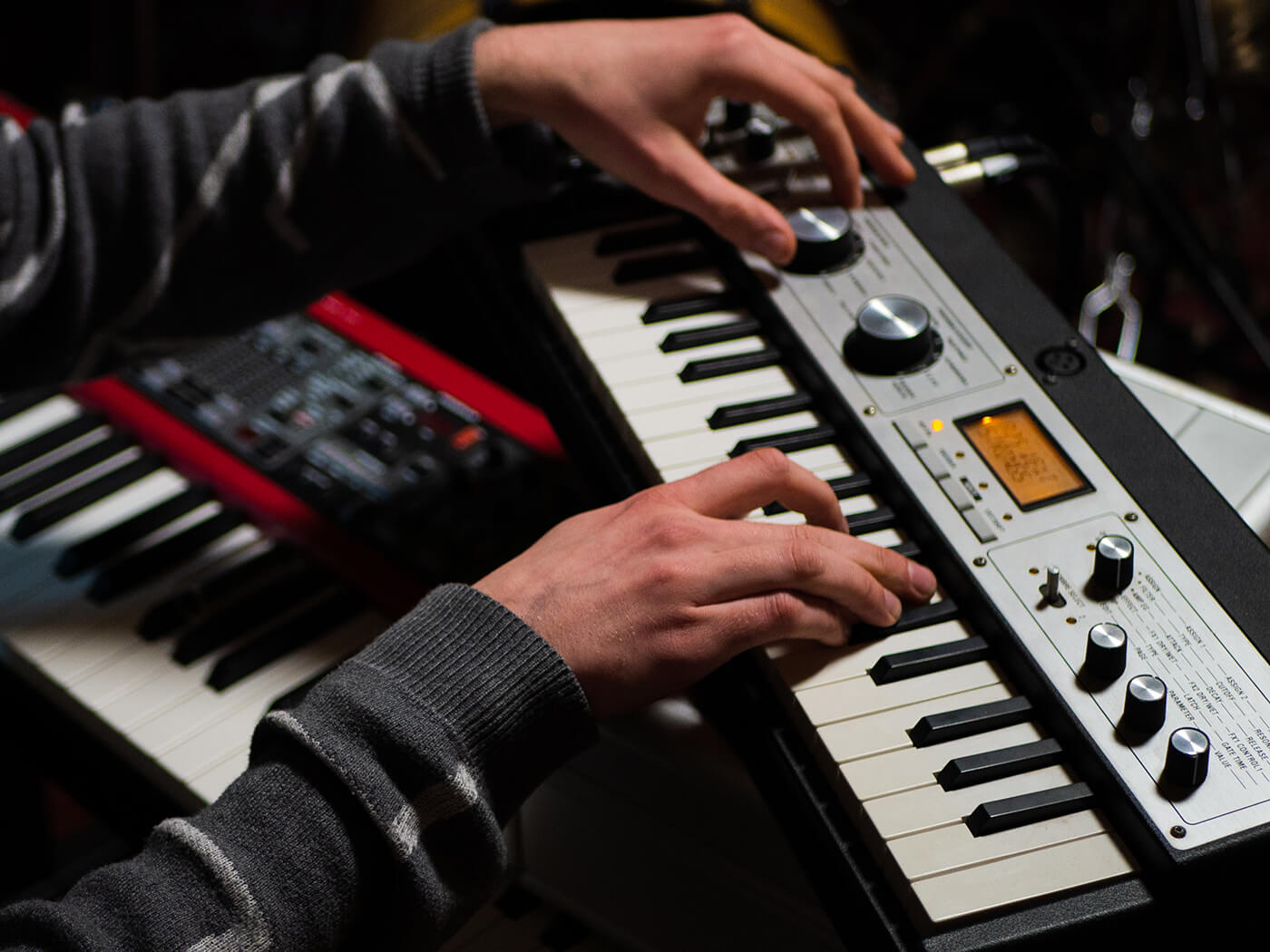 10 tips to make extreme synth sounds