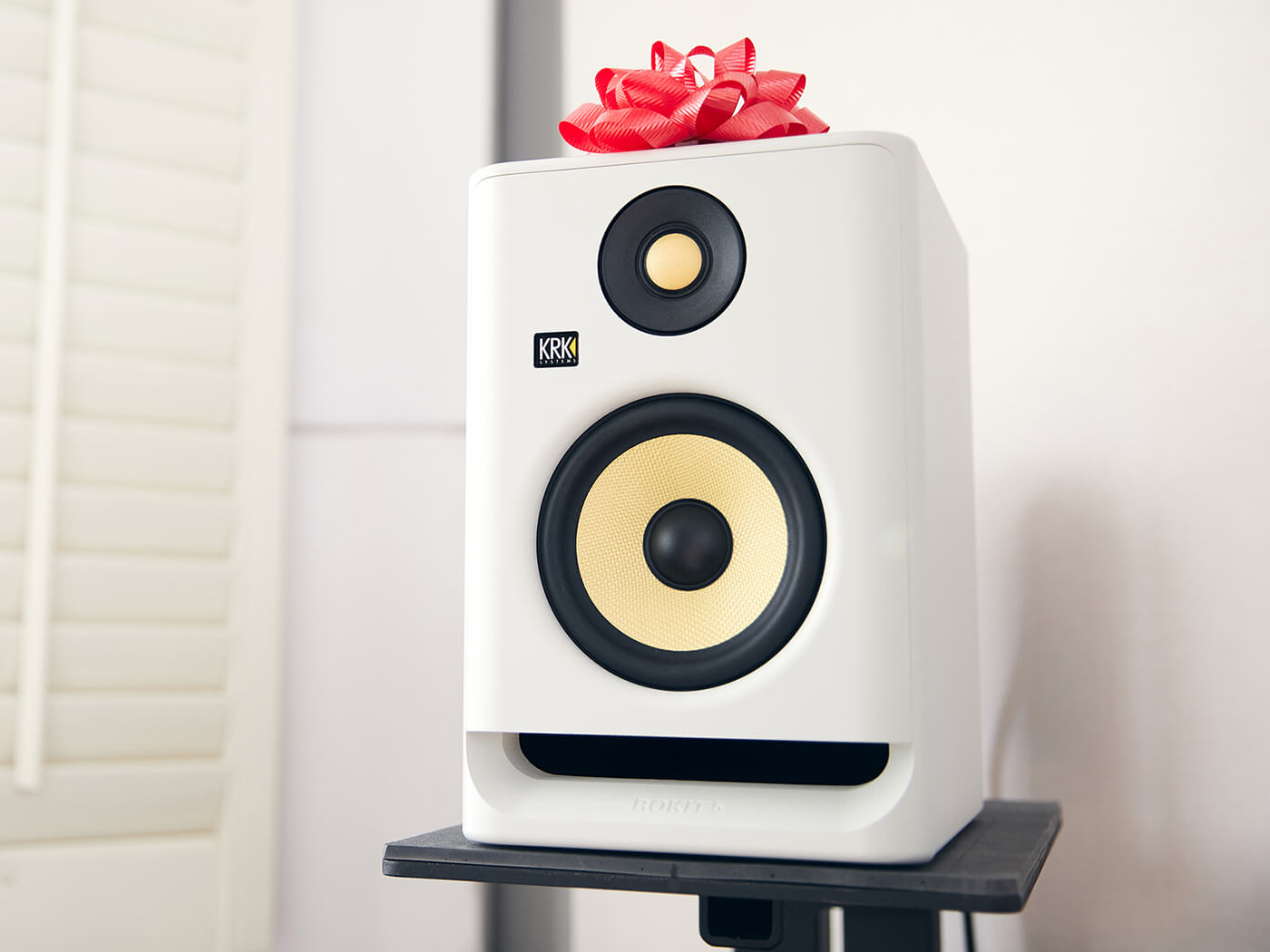 The limited edition Rokit G4 'White Noise' by KRK Systems.