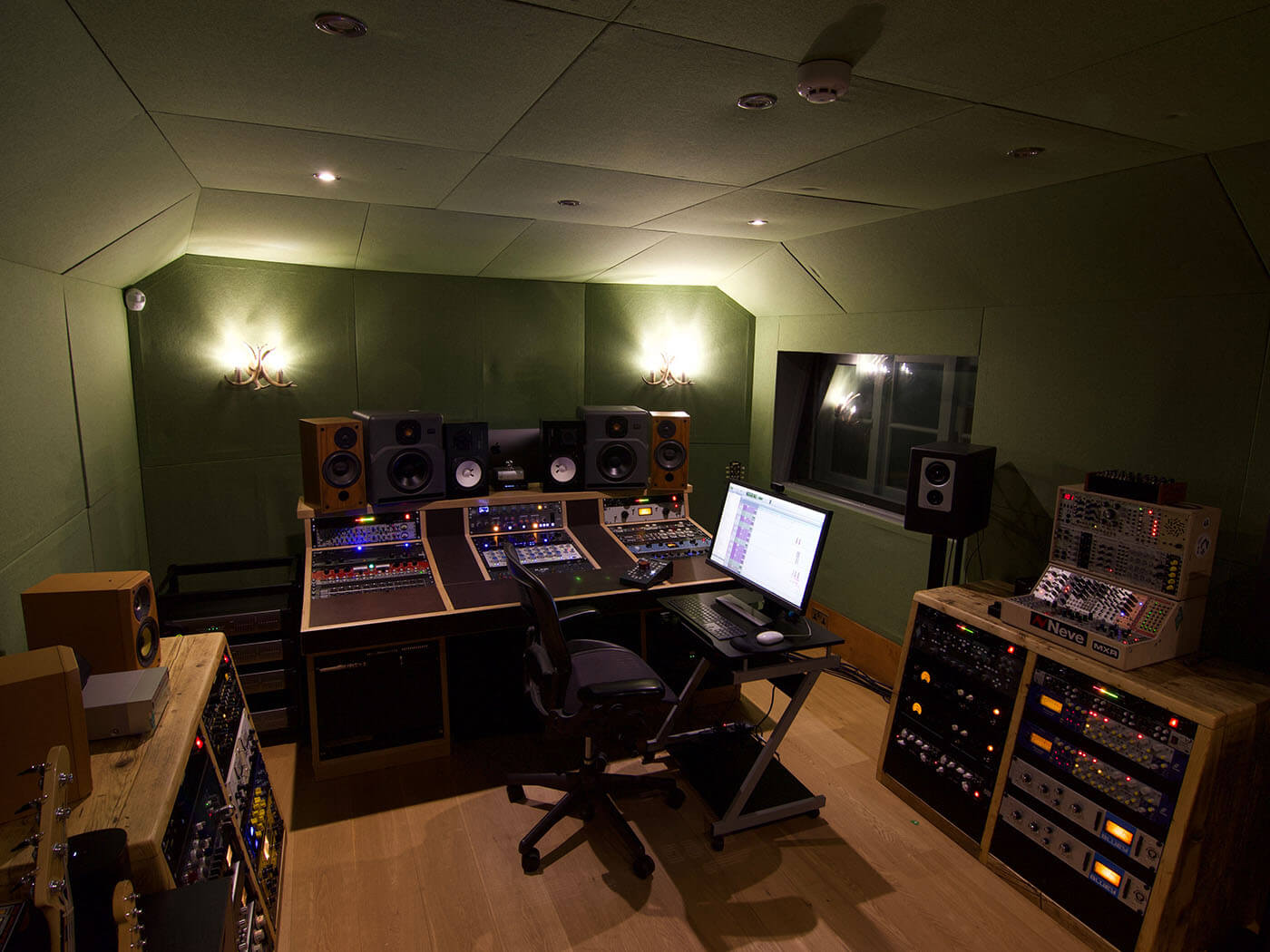 Geoff Swan studio