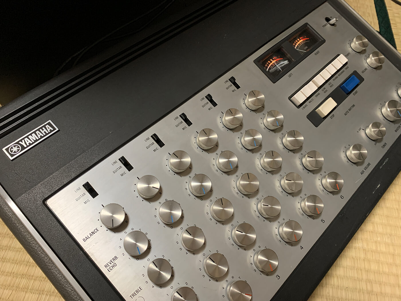Analogue Sound With Vintage Mixer - Yamaha EM 170
