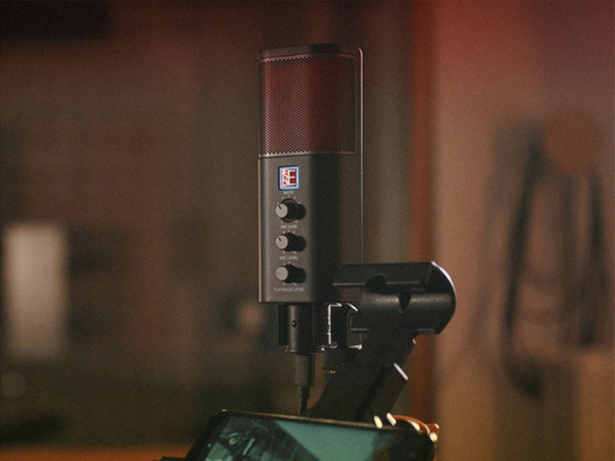sE Electronics' microphone allows you to “record anywhere, anytime and sound like a pro”