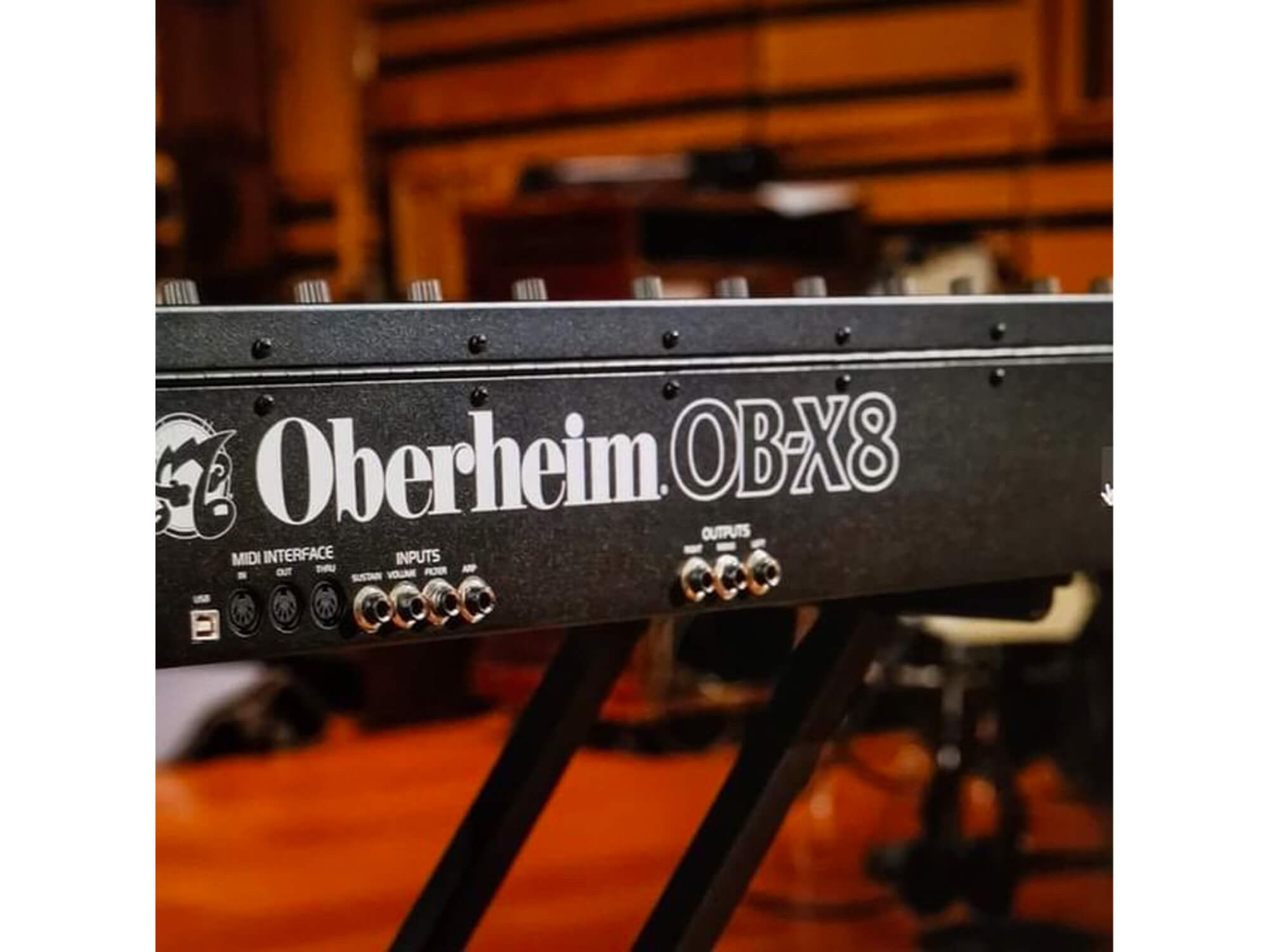 Oberheim OB-X8 leak via 99musik