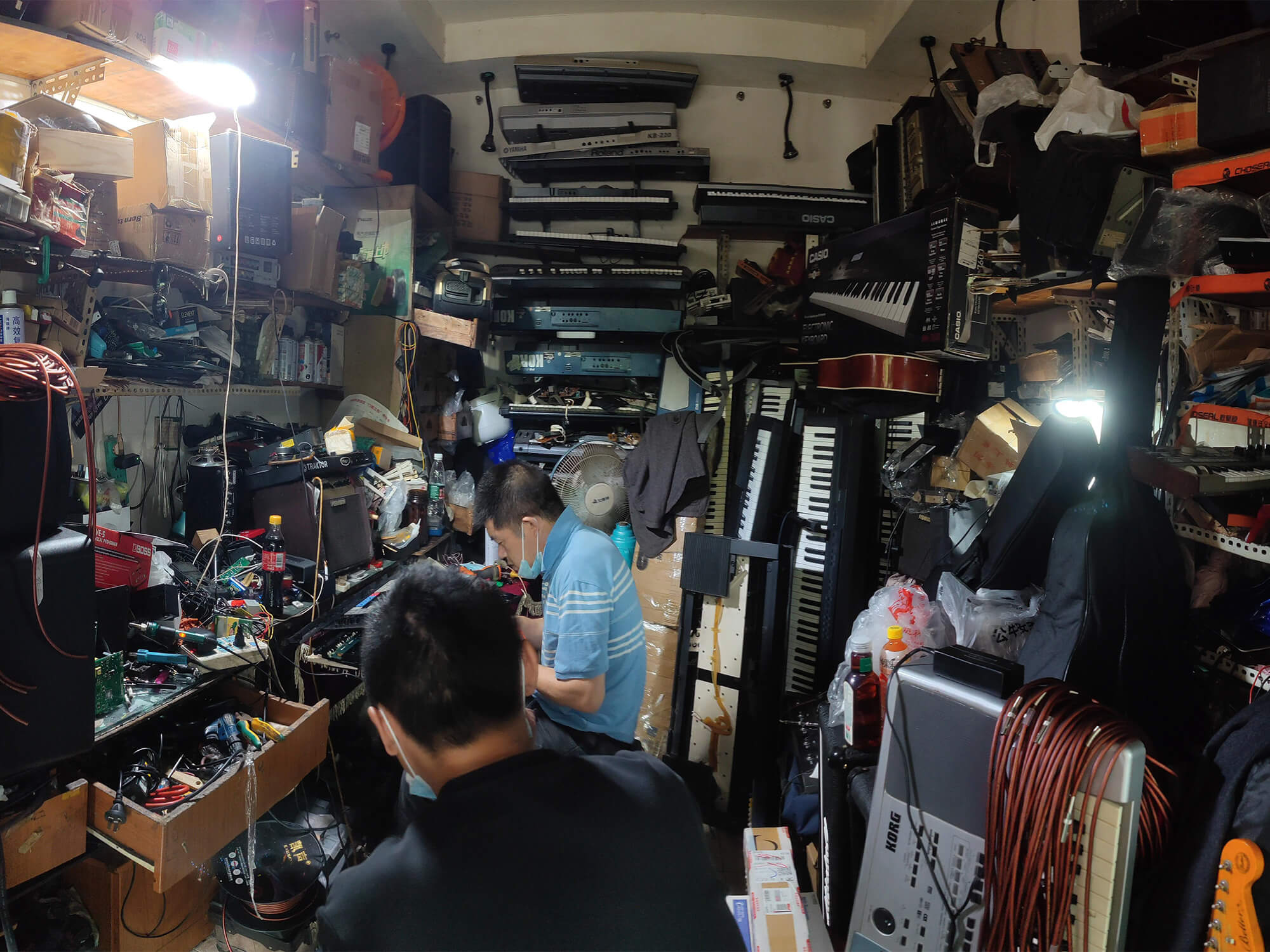 Synth Repair Shop in Sichuan