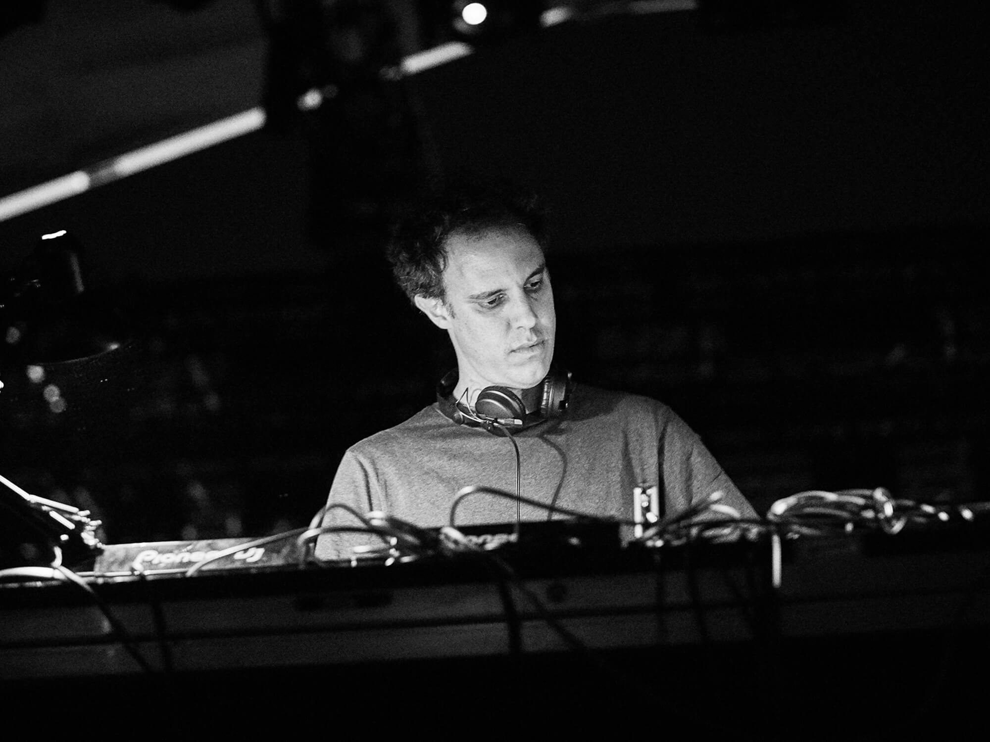 Four Tet performing at Coachella in 2019, photo by Koury Angelo/Rolling Stone/Penske Media via Getty Images